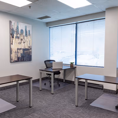 5063 North Service Road, Burlington Image 1