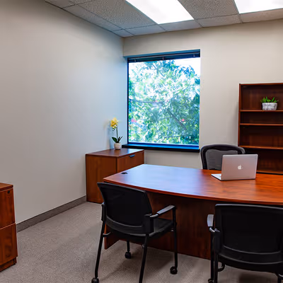 5063 North Service Road, Burlington Image 9