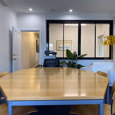 23 Sale Street, Orange Image 3