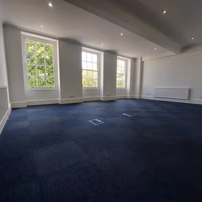 33 Portland Square, Saint Paul's Image 1