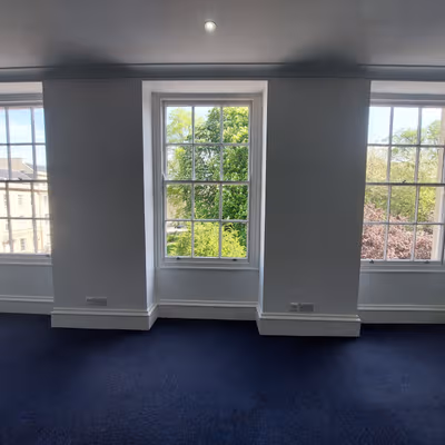 33 Portland Square, Saint Paul's Image 3