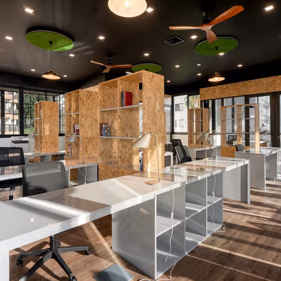 R Da Casa Branca 98, Funchal Image 1