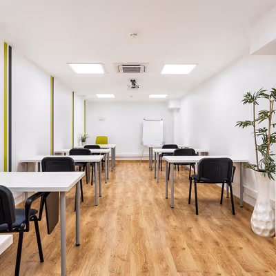 82A Avenida 5 De Outubro, Faro Image 9