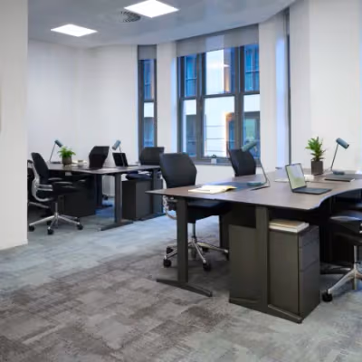 5 Bolton Street, Greater London Image 4