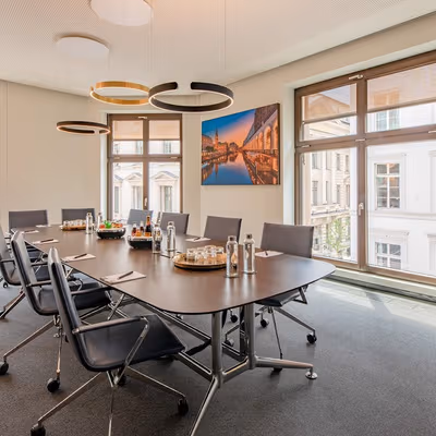 32 Alter Wall, Hamburg Image 4