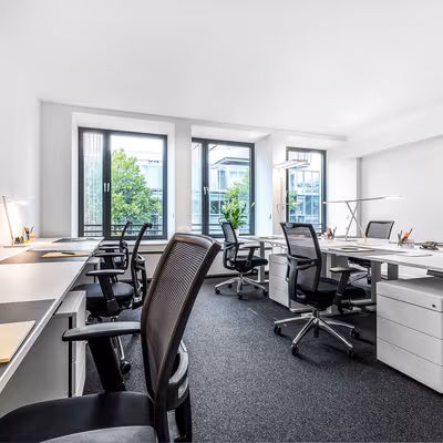 Kurfurstenstrasse 87, Berlin Image 1