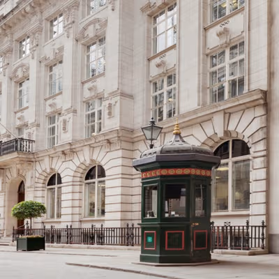 3 St Helen's Place, Greater London Image 6