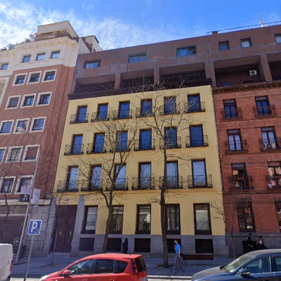 23 Calle De Sta Engracia, Madrid Image 2