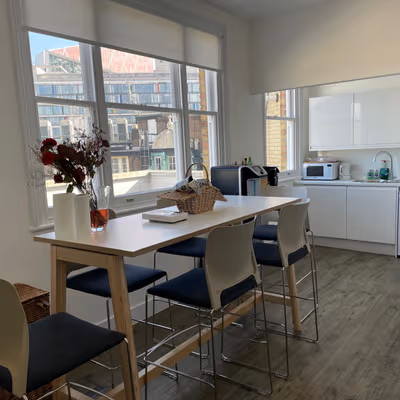 15-17 Grosvenor Gardens, Greater London Image 2