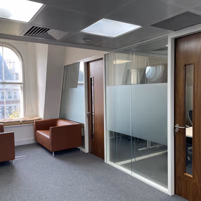 15-17 Grosvenor Gardens, Greater London Image 4