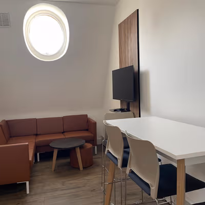 15-17 Grosvenor Gardens, Greater London Image 6