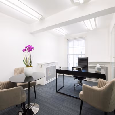 59-60 Grosvenor Street, Greater London Image 1