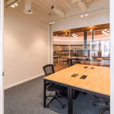 4 The Boulevard, West Yorkshire Image 4