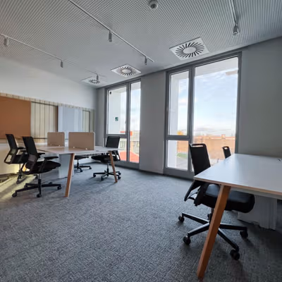 99 Váci Út, Budapest Image 1