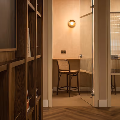 68 King William Street, Bank Image 2