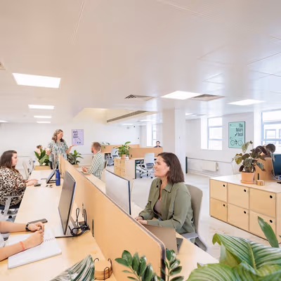 42 York Street, Greater London Image 1