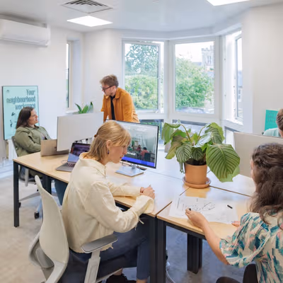 42 York Street, Greater London Image 4