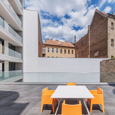 4 Salétrom Street, Budapest Image 5