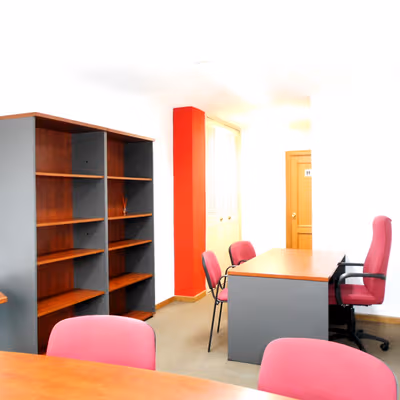 2 Calle Alférez Provisional, León Image 16