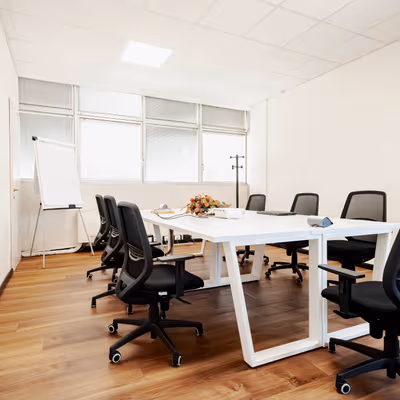 16 Via Lorenzo Valla, Milano Image 2