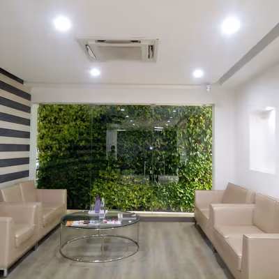 Mahatma Gandhi Road, Bengaluru Image 10