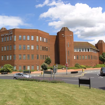 27 Middleborough, Colchester Image 9