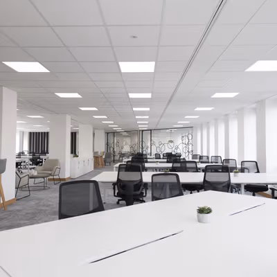 27 Middleborough, Colchester Image 10