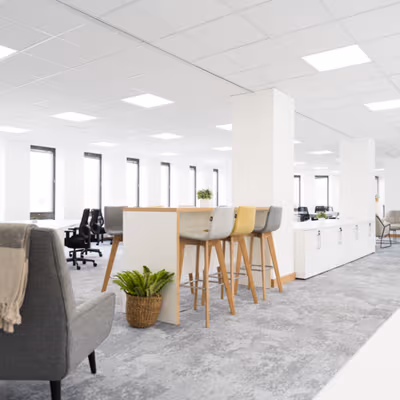 27 Middleborough, Colchester Image 1