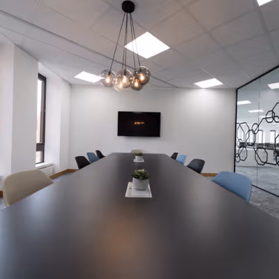 27 Middleborough, Colchester Image 7