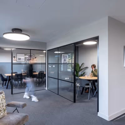 69 Park Lane, Croydon Image 1