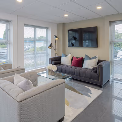 Holyrood Close, Poole Image 9