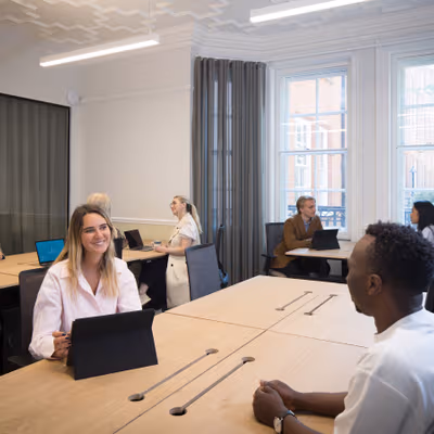 128 Buckingham Palace Road, Greater London Image 4