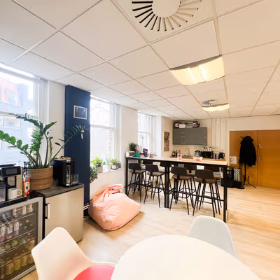 215-221 Borough High Street, London Image 6