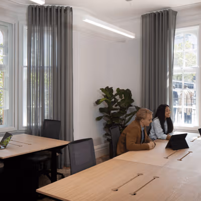 162 Buckingham Palace Road, Greater London Image 1