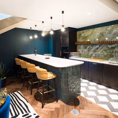 50 Grosvenor Hill, London Image 6