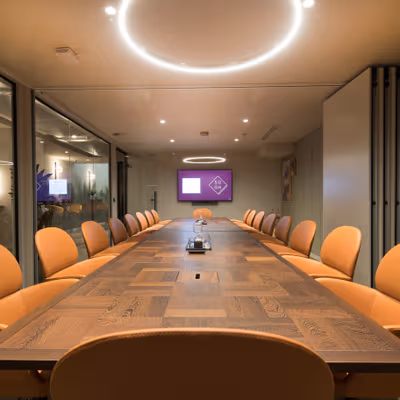 50 Grosvenor Hill, London Image 2