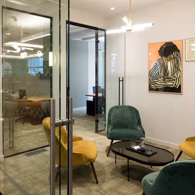 50 Grosvenor Hill, London Image 3