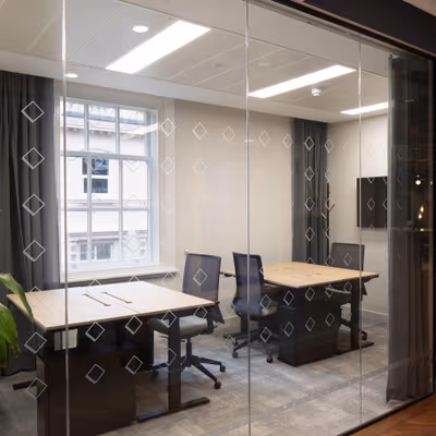 34 Brook Street, Greater London Image 3