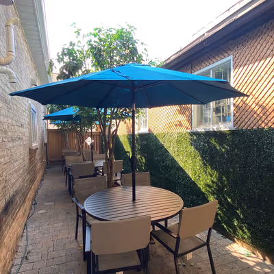 10225 Yonge St Unit R, Richmond Hill Image 2