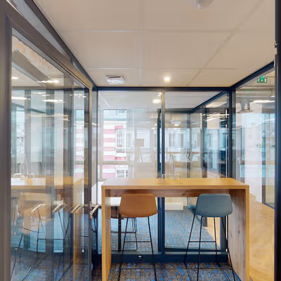 13 Rue Des Petits Hôtels, Paris Image 9