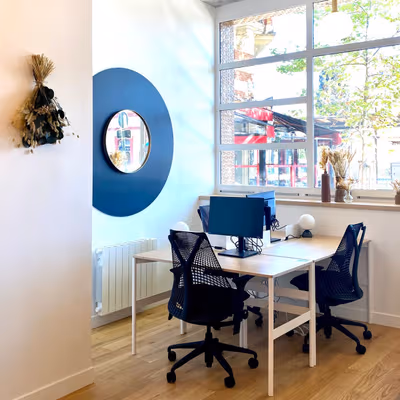 4 Place De La Gare Des Vallées, La Garenne-colombes Image 3