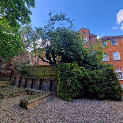 2/10 Bridge Street, Reading Image 4