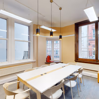 62 Cross Street, Greater Manchester Image 5