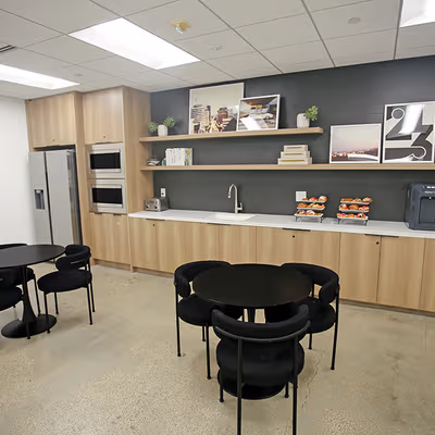 9701 Wilshire Blvd, Beverly Hills Image 3