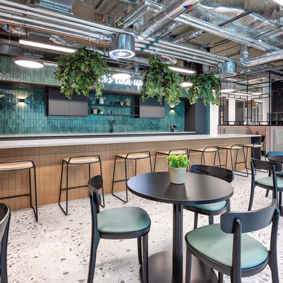 Riding Court Road, Datchet Image 8