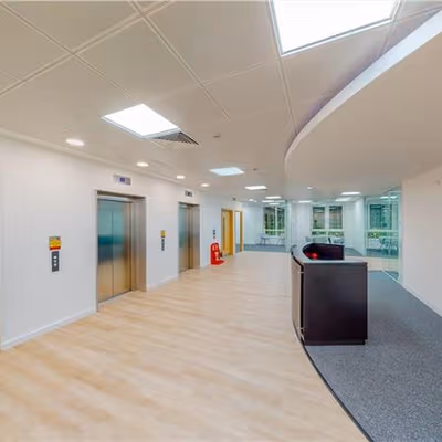 1 Kings Arm Yard, Bank Image 4