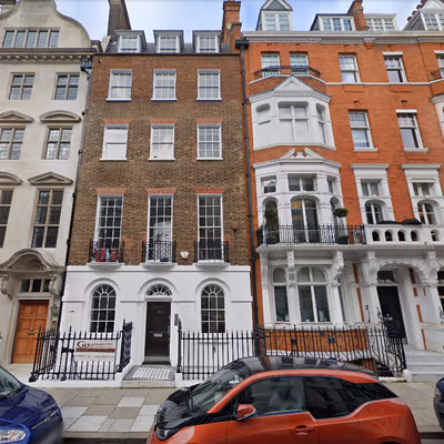 34-36 Queen Anne Street, London Image 7