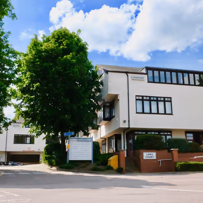 Conduit Lane, Hoddesdon Image 4