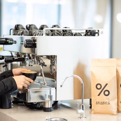 22 Des Voeux Road Central, Central Image 8