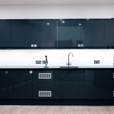 Beehive Ring Road, Crawley Image 12